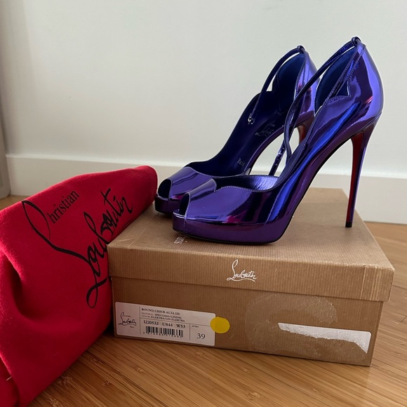 Christian Louboutin Round Chick Alta 120 in Elektra. New in Box with Dust bags. - Picture 2 of 5